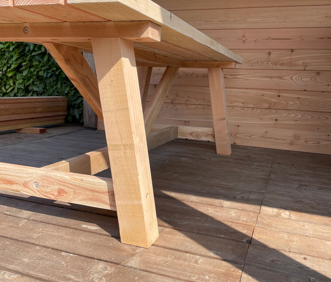 Handgemaakte douglas tuintafel - Robuust & Weerbestendig | Type B 12x12cm poten