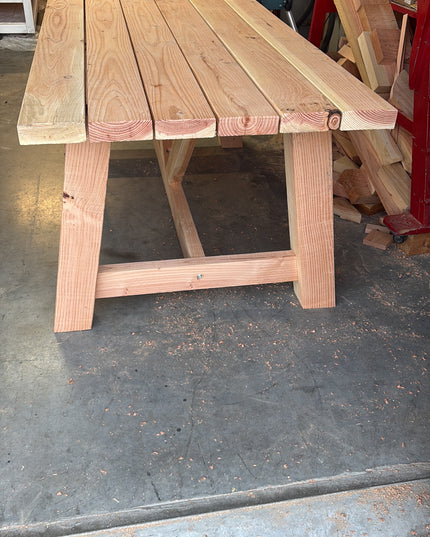 Douglas tuintafel - 120mm poten | Robuust & Weerbestendig