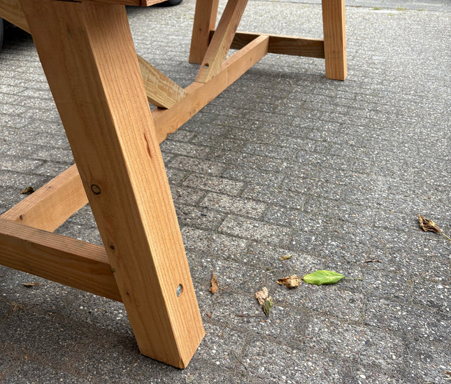 Handgemaakte douglas tuintafel - Robuust & Weerbestendig | Type A 10x10cm poten