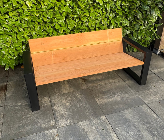 Tuinbank met stalen poten