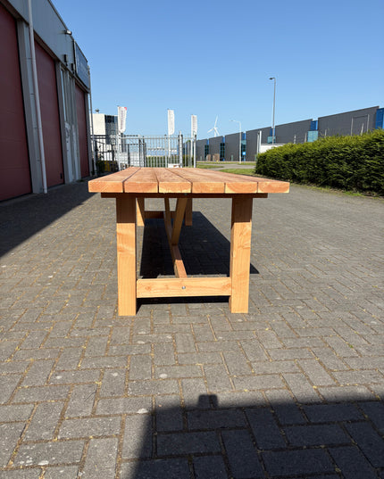 Douglas tuintafel - Robuust & Weerbestendig | 100x100mm H-poten
