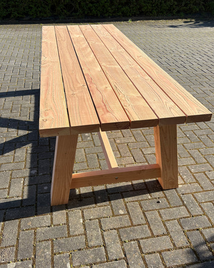 Douglas tuintafel - 8 personen