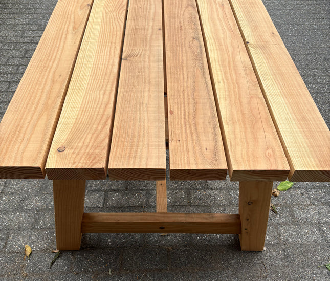 Handgemaakte douglas tuintafel - Robuust & Weerbestendig | Type A 10x10cm poten