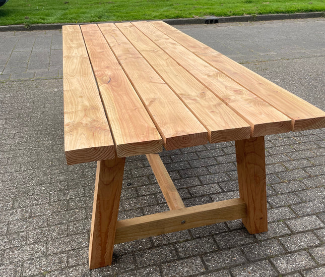 Handgemaakte douglas tuintafel - Robuust & Weerbestendig | Type A 10x10cm poten
