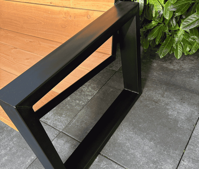 Tuinbank met stalen poten