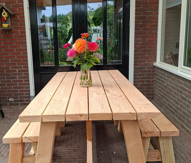 Douglas tuintafel - 120mm poten | Robuust & Weerbestendig